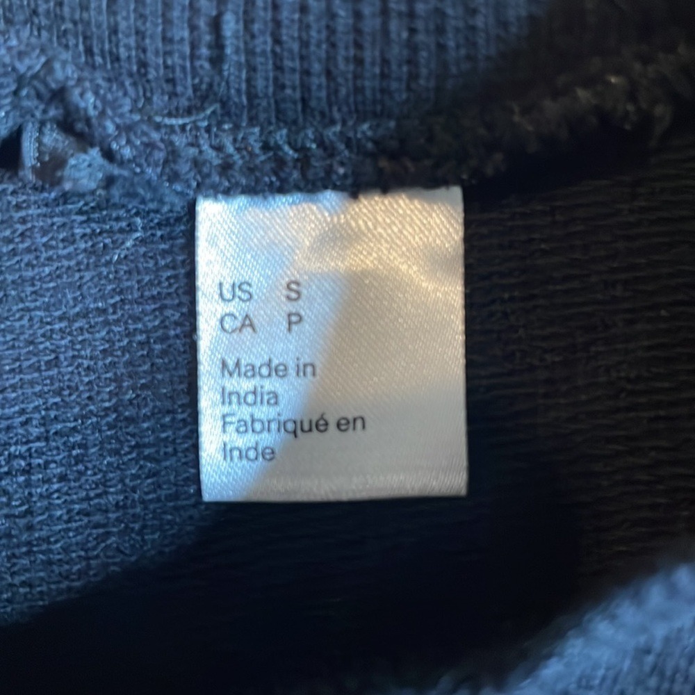 H&M Cropped Sweatshirt‎ - Picture 6 of 9